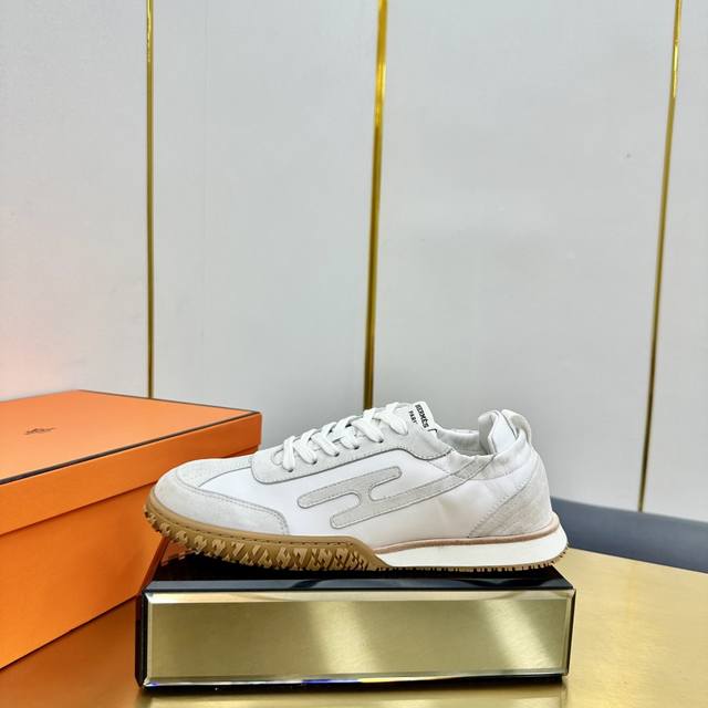 Men's size +10 Hermes top version# Hermes Deep series couple's white shoes casua