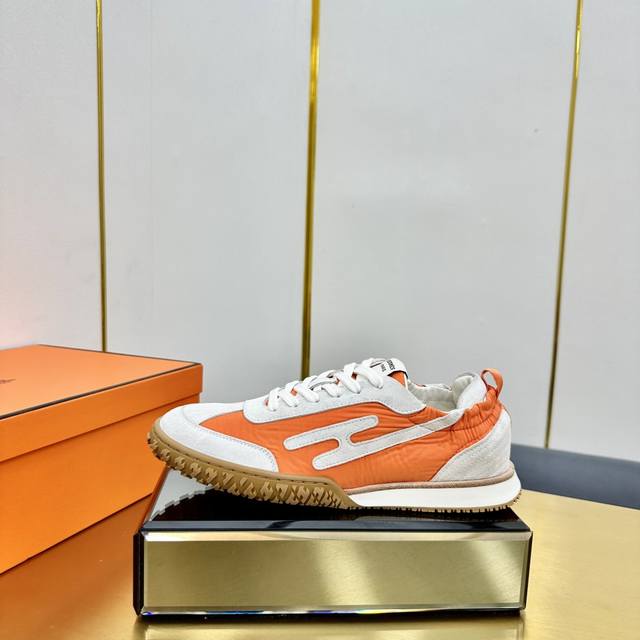 Men's size +10 Hermes top version# Hermes Deep series couple's white shoes casua