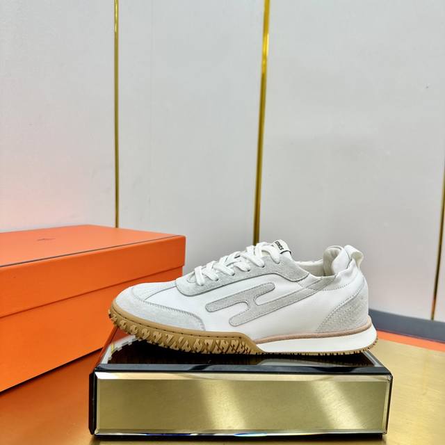 Men's size +10 Hermes top version# Hermes Deep series couple's white shoes casua