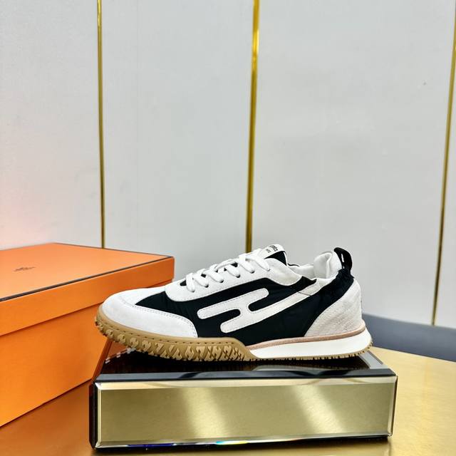 Men's size +10 Hermes top version# Hermes Deep series couple's white shoes casua