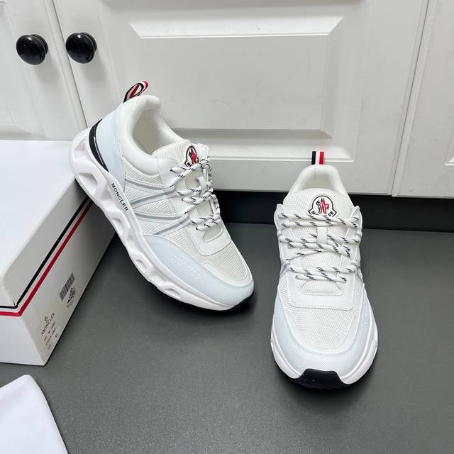 New Moncler men's shoes are shipped, casual sports men's shoes This imported co