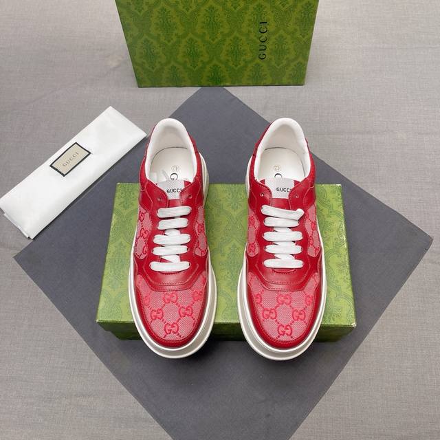 Gucci ~ Unique modern style sports shoes. Counter purchase casual Italian impor