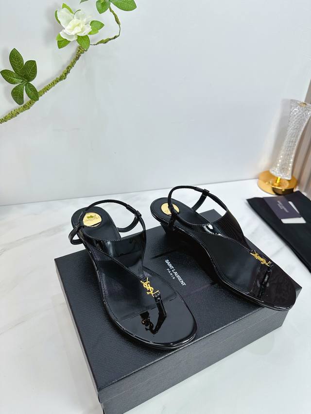 Factory Saint Laurent 25Ss Super popular sandals are now available at the counte