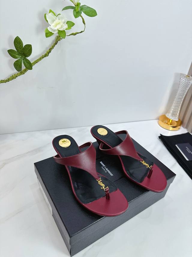 Factory Saint Laurent 25Ss Super popular sandals are now available at the count