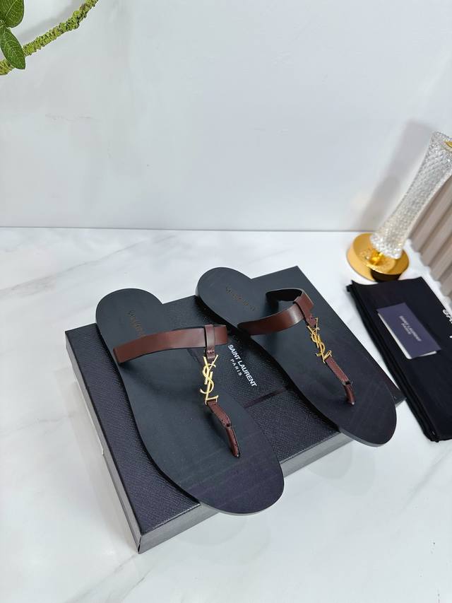 Factory Saint Laurent 25Ss Super popular sandals are now available at the counte