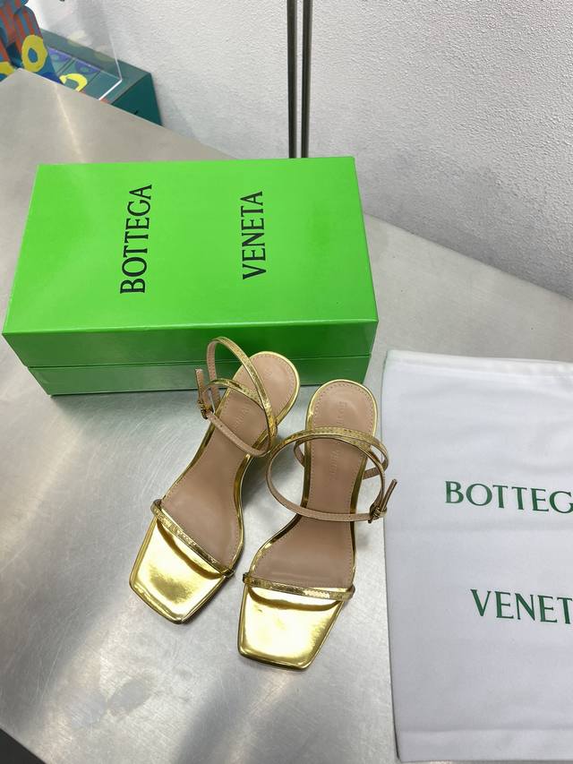 Bv Knot heel strap sandals Knot series metal heel Gold This square head slipper