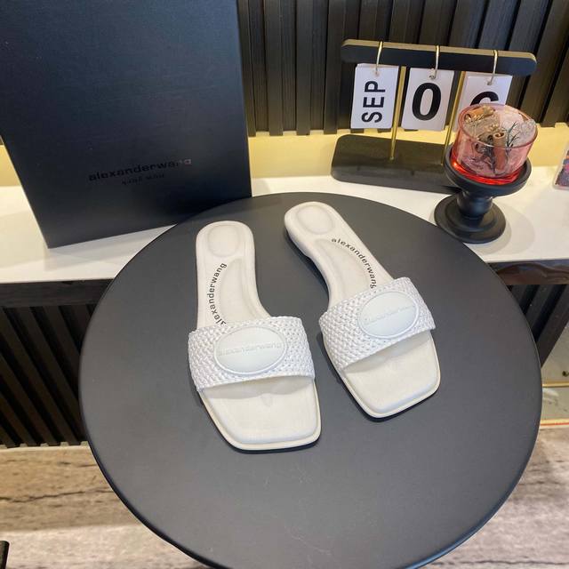 Factory: Alexande* Wang Ms. Alexander Wang's original luxury 1:1 material, lazy