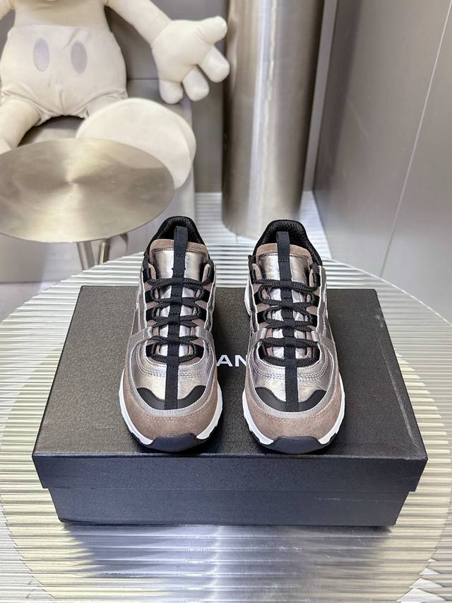 Chanel top version panda color thick-soled casual sports shoes Original purchas