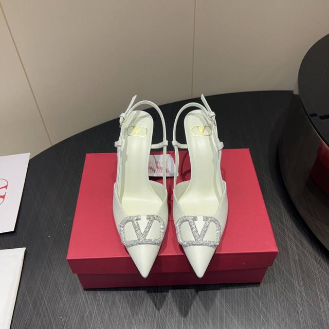 Factory: Diamond buckle exclusive top version Valentin*O Valentino 25Vs spring