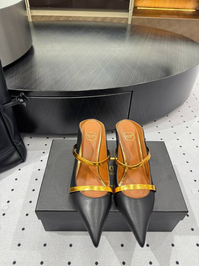 25 New product Fabric: cowhide Lining: sheepskin Sole: cowhide Elegant style cre