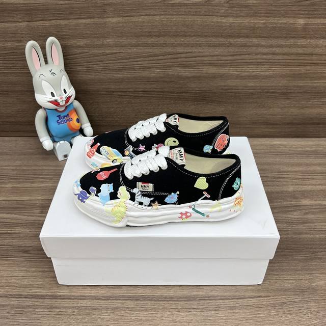 Top version Mihara Yasuhiro Baker Og Sole sticker print low-top canvas shoes fo