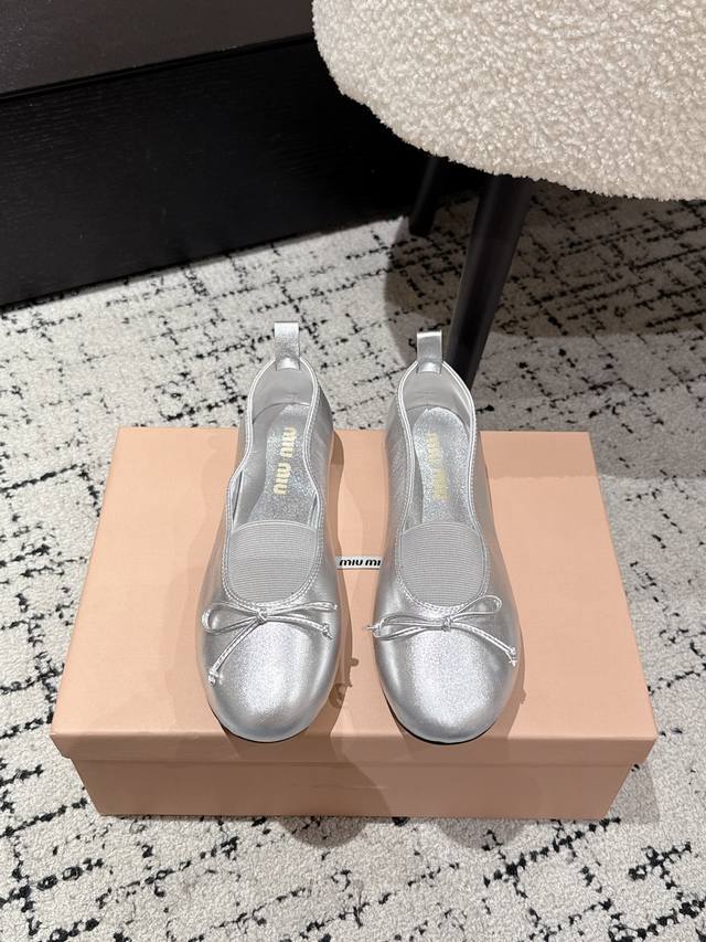 Miu Miu 25 latest elastic bow ballet flats 25 new elastic ballet flats, this pai