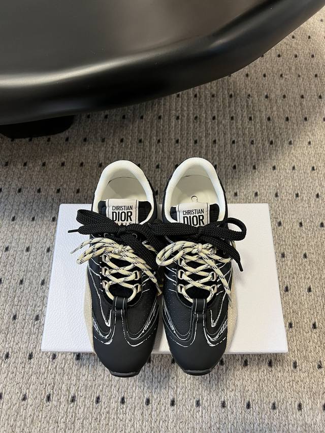 Top version men +10 Dior 25Ss D-Sketch graffiti sneakers made a splendid appeara