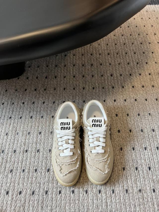 Top version Miumiu Miu Miu retro distressed canvas casual sports shoes Dexun sho