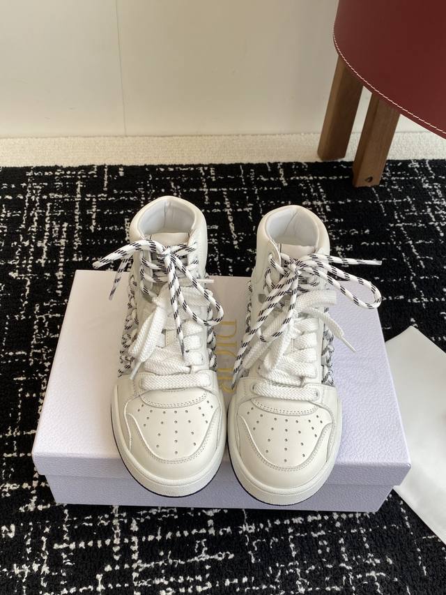 Purchasing level Dior C'Est 25Ss new college style casual fashion high-top snea