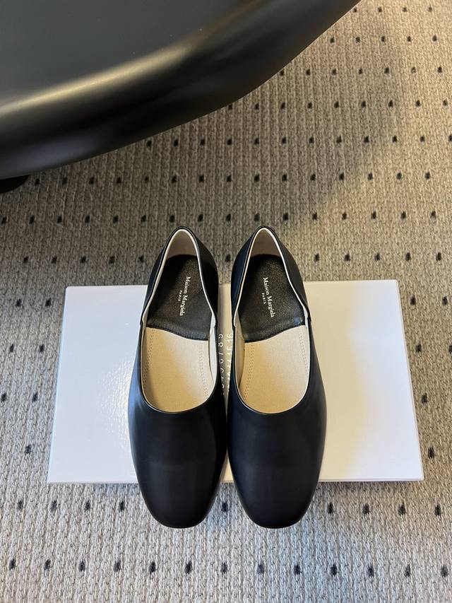 Top version Maison Margiel* 25Ss minimalist round-toe hollow single shoes The s