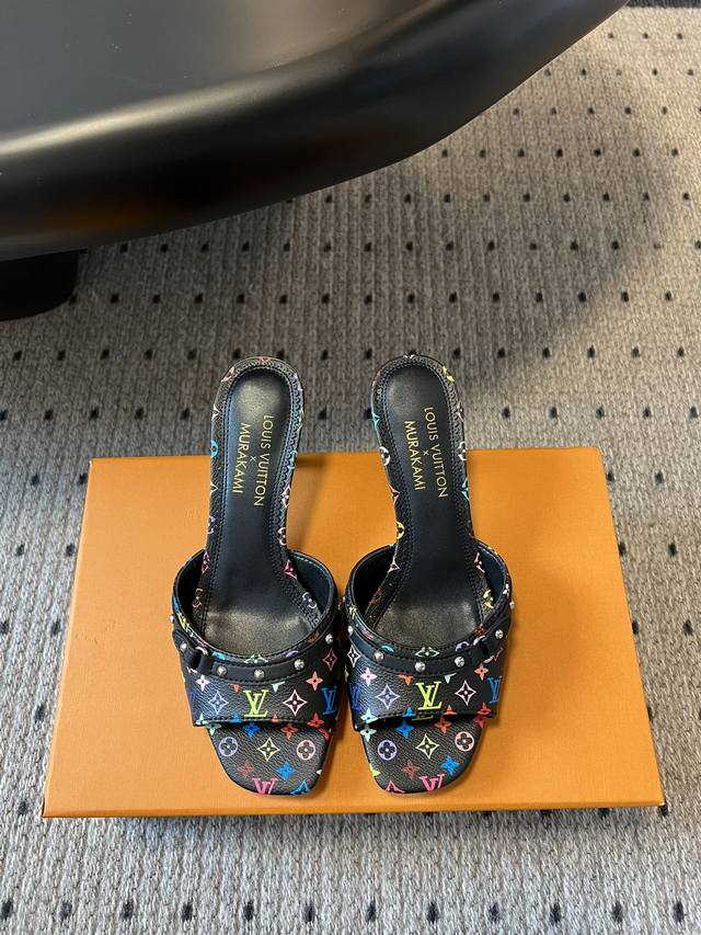 Top version Louisvuitton 25Ss spring and summer new black and white tri-color c