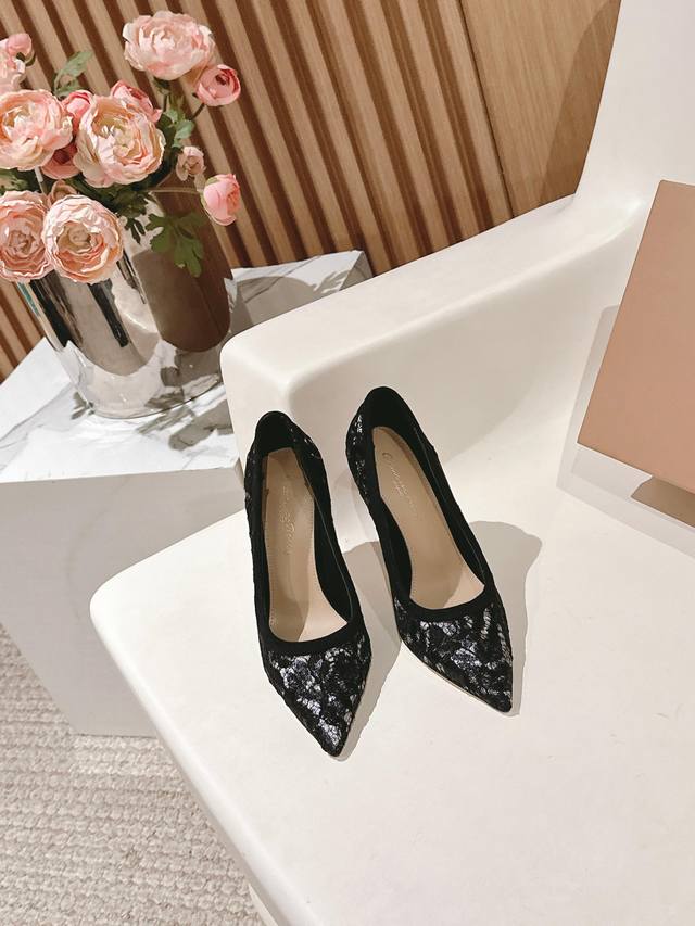 Gianvito Rossi 2025 new single shoes top version lace mesh design has unique cha