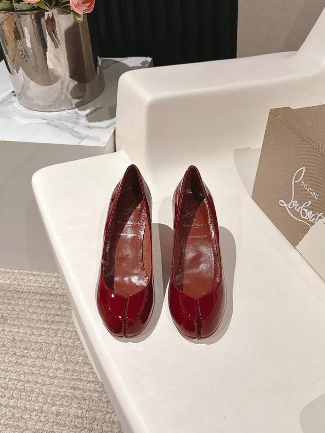 Christianlouboutin·