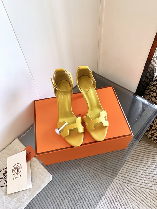 Hermes counter new spring and summer Glamour sandals, handmade by experienced cr