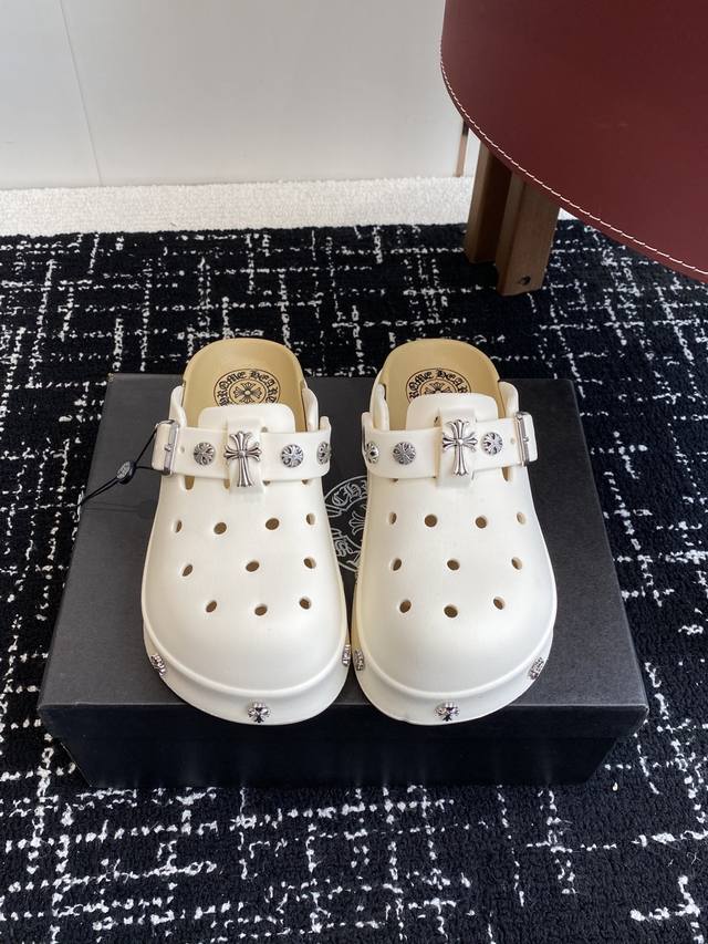 Purchasing agent level Chrome Hearts 25Ss new hole toe slippers Purchasing agent