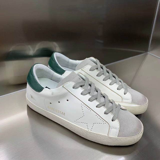 Green tail gray star couple style. Original high version. Low-end please do not