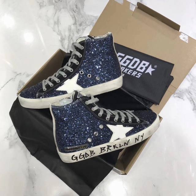 Blue high-top couple style top cowhide high version. Low-end please don't bothe
