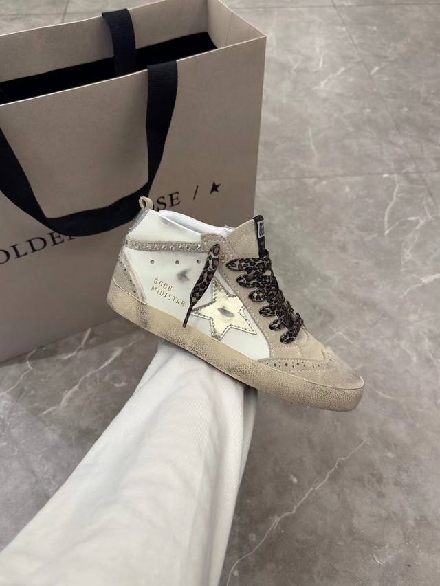 Rhinestone nail brown Venus high top couple model top cow lining high version.