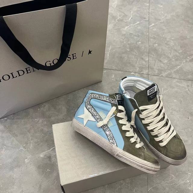 Blue high-top couple style top cowhide high version. Low-end please don't bothe
