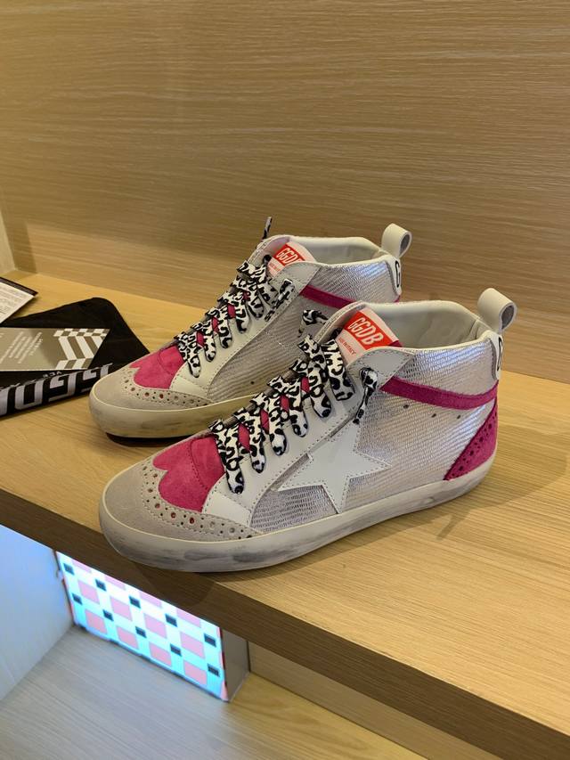 Rose red and silver high top couple style top cowhide high version. Low-end ple
