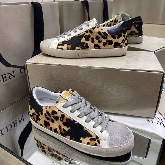 Leopard print black tail couple style. Original high version. Low-end please do