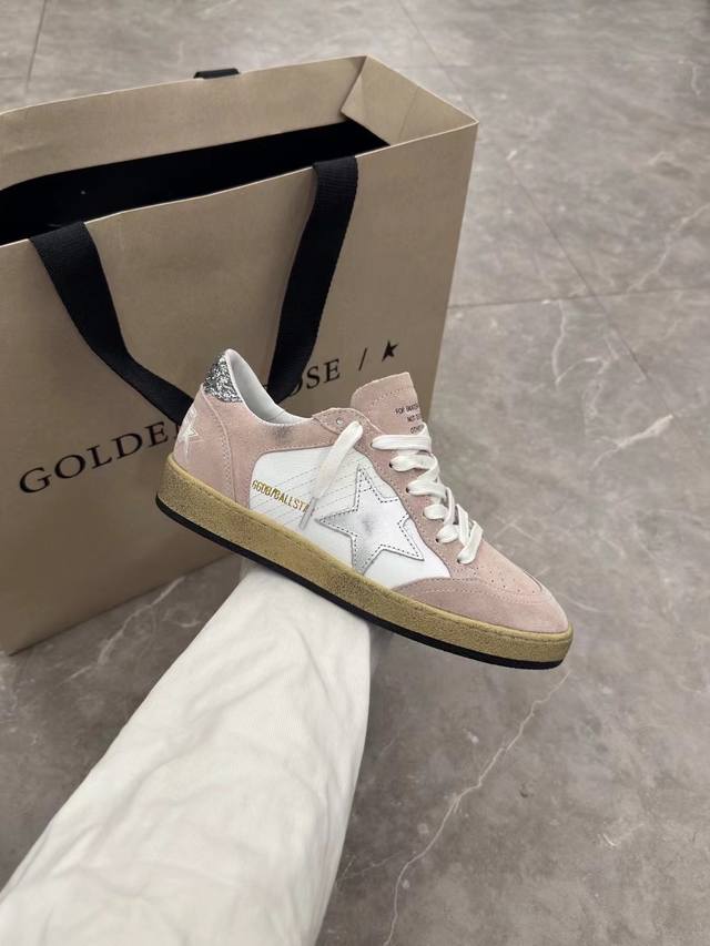 Gray-pink couple style, top-level purchasing agent, high version. Low-end please