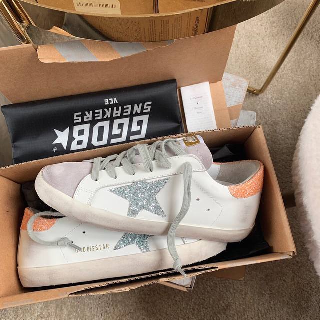 Orange Silver Star Couple Style. Purchase the original high-end replica! Do not