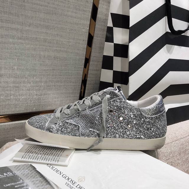 Silver sequin silver star couple style. Purchase the original replica high vers