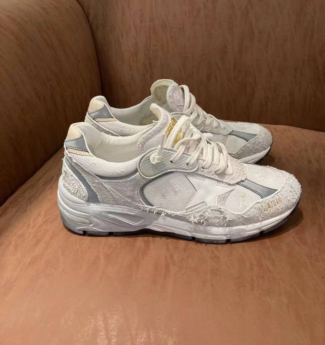 Beige grey sports shoes couple models, high market version, original replica. D