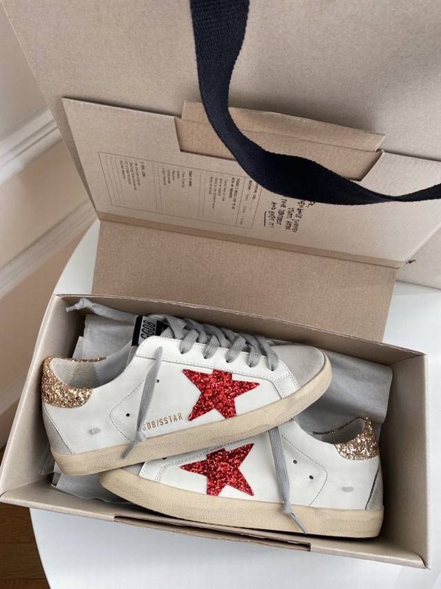 Golden Tail Red Star Couple Style. Purchase the original replica high version! D