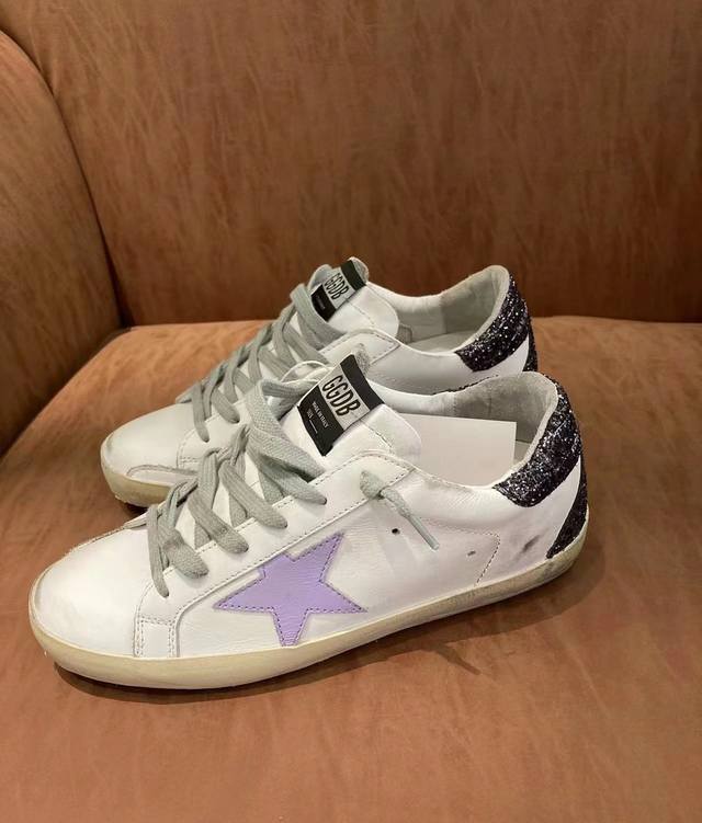 Black-tailed purple star couple style. Purchase the original high-end replica!