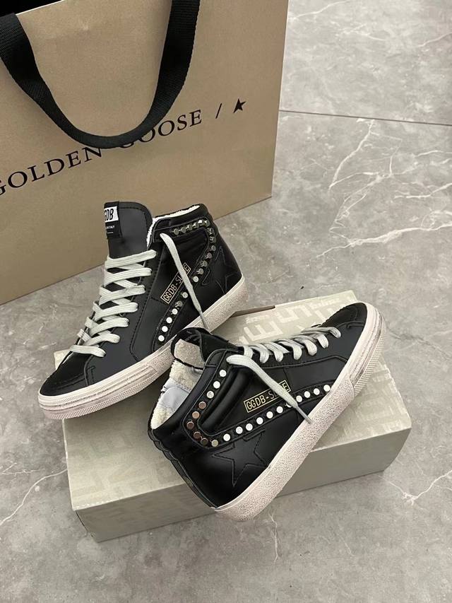 Riveted black high-top couple's top cowhide high version. Low-end please don't