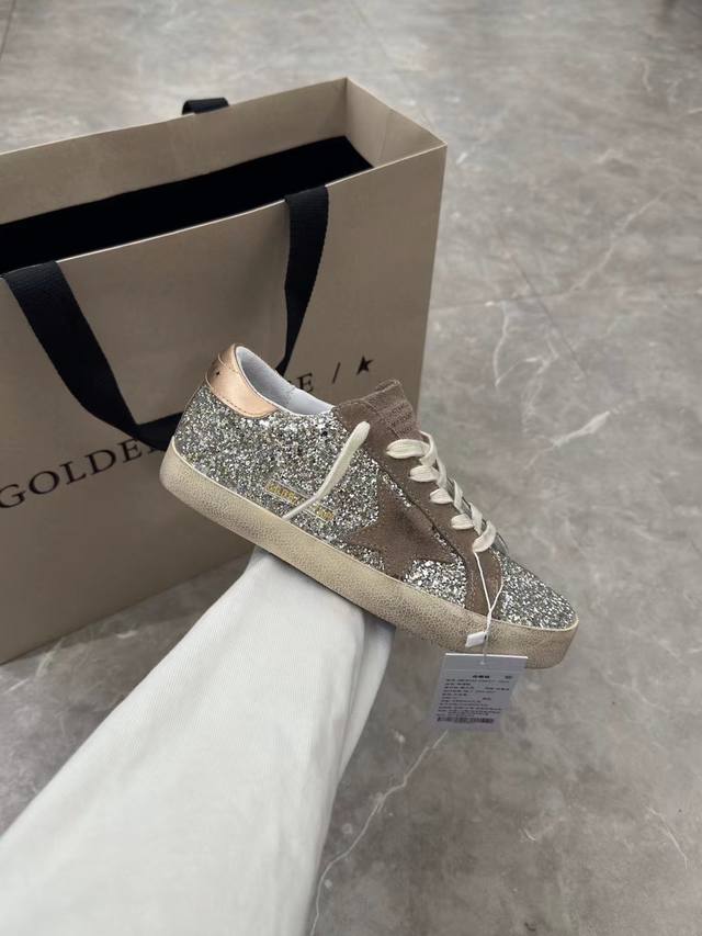 Rose gold tail brown star couple style. Purchase the original replica high vers