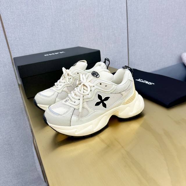 rush price: Smfk This new product is so explosive The cross-flowered dad shoes h