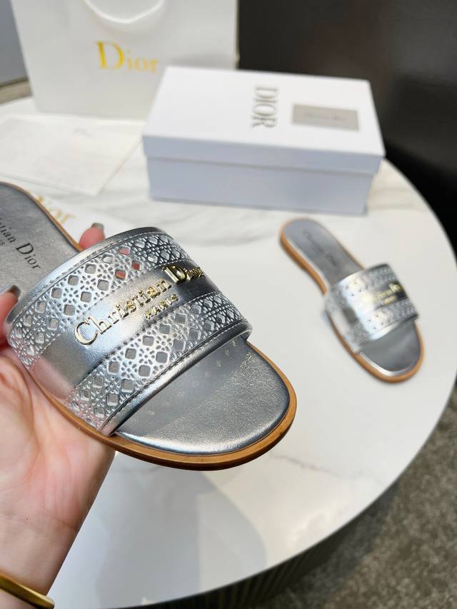Price: Genuine leather sole + 40 2025 Dior's latest lazy women's slippers. Real