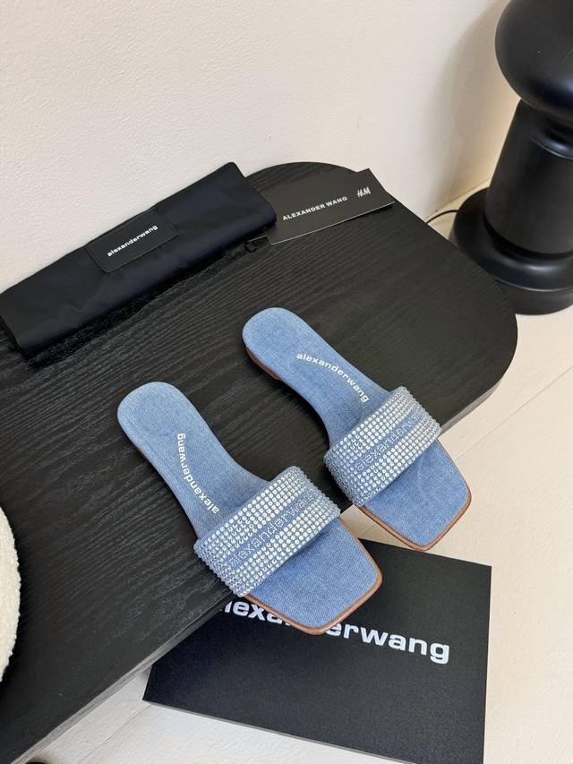 Purchasing level Alexande* Wang 25Ss latest spring and summer flip flops persona