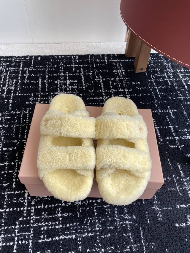 Purchasing level Miu Miu 25Ss autumn and winter new wool slippers ~ autumn and
