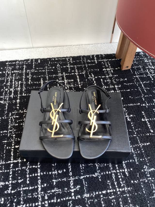 Purchasing-level Saint Laurent YSL classic show sandals A super popular model. T