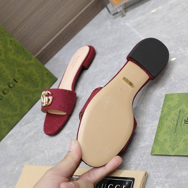 Exclusive top version Gucci 2025 spring and summer latest hot-selling sandals se