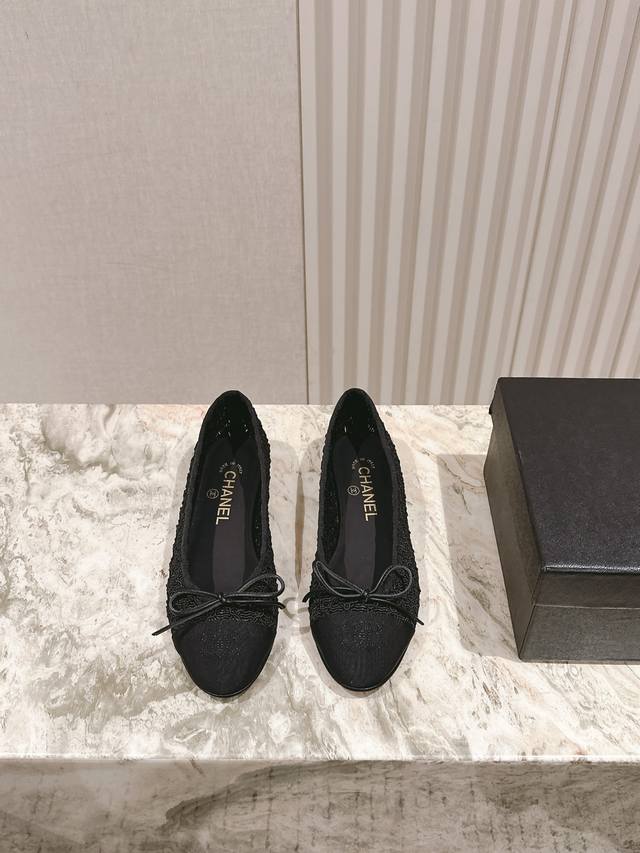 Chane Chanel's latest Mary Jane is a stylish new model. It is a one-to-one repli