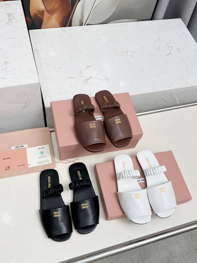 2025Miu Spring/Summer catwalk two-way lazy slippers Official spring/summer catwa