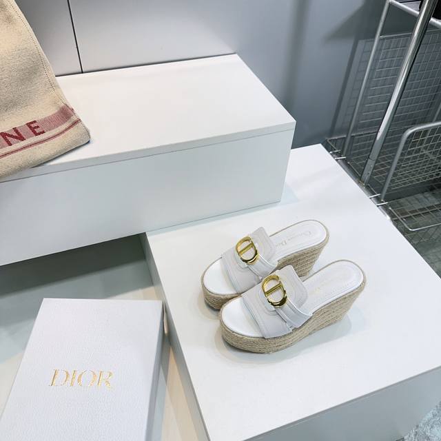 High-quality factory high heels! Top quality Dior 25 spring and summer new holl