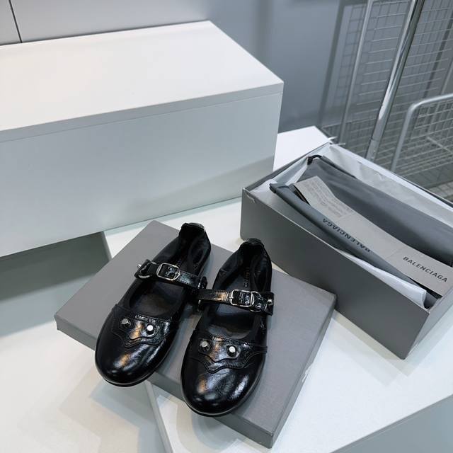 High quality factory delivery! Top quality Balenciaga 2025 spring and summer ne