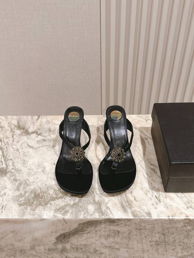 Ysl Saint Laurent goddess high-quality goods, the latest series of new products